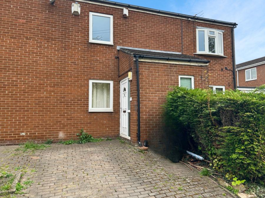 Flat Ottringham Close in Newcastle upon Tyne