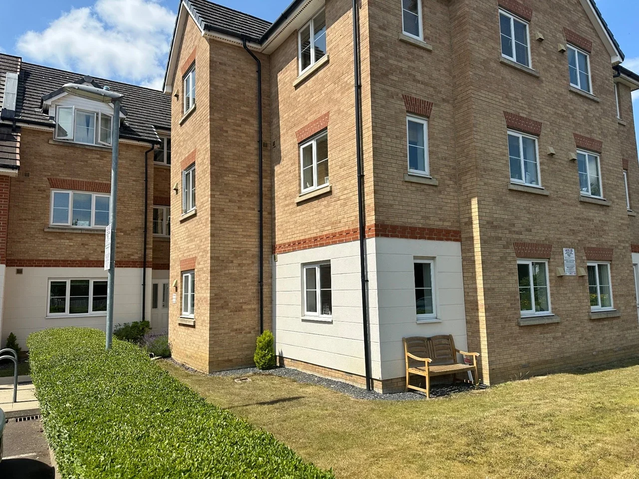 Flat Monarch Way in Leighton Buzzard