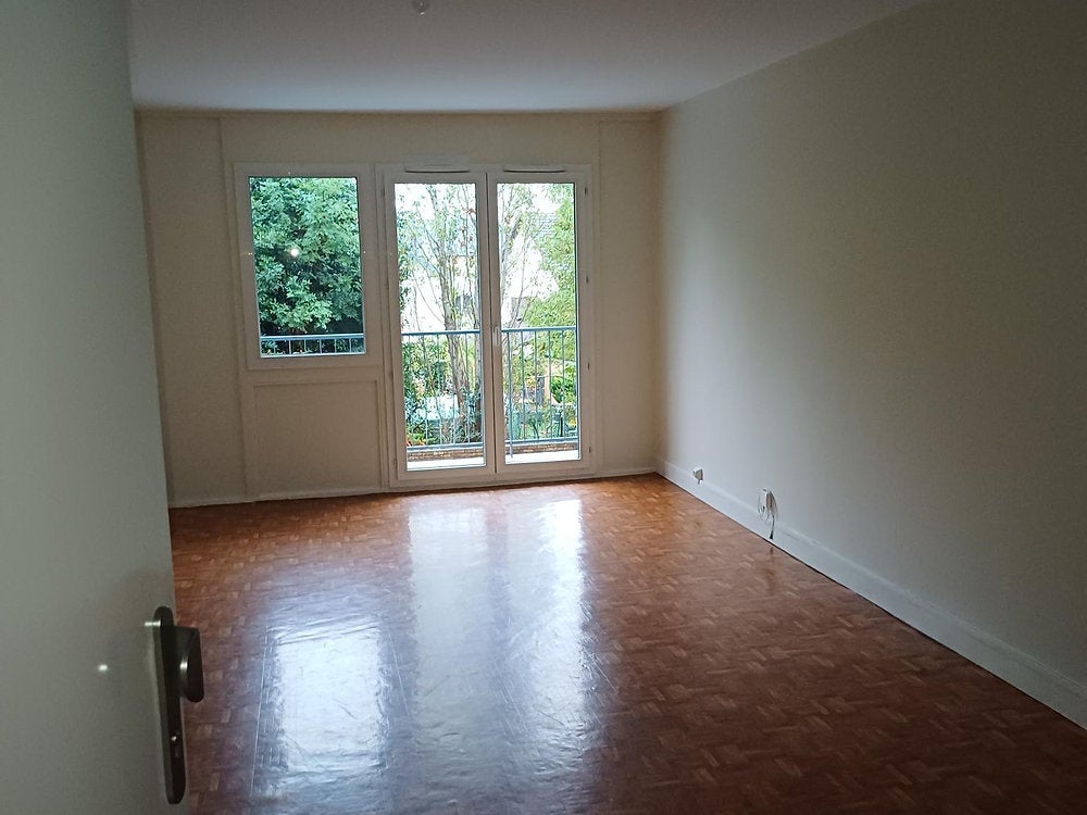 Appartement Place de la Gare à Neuilly-sur-Marne