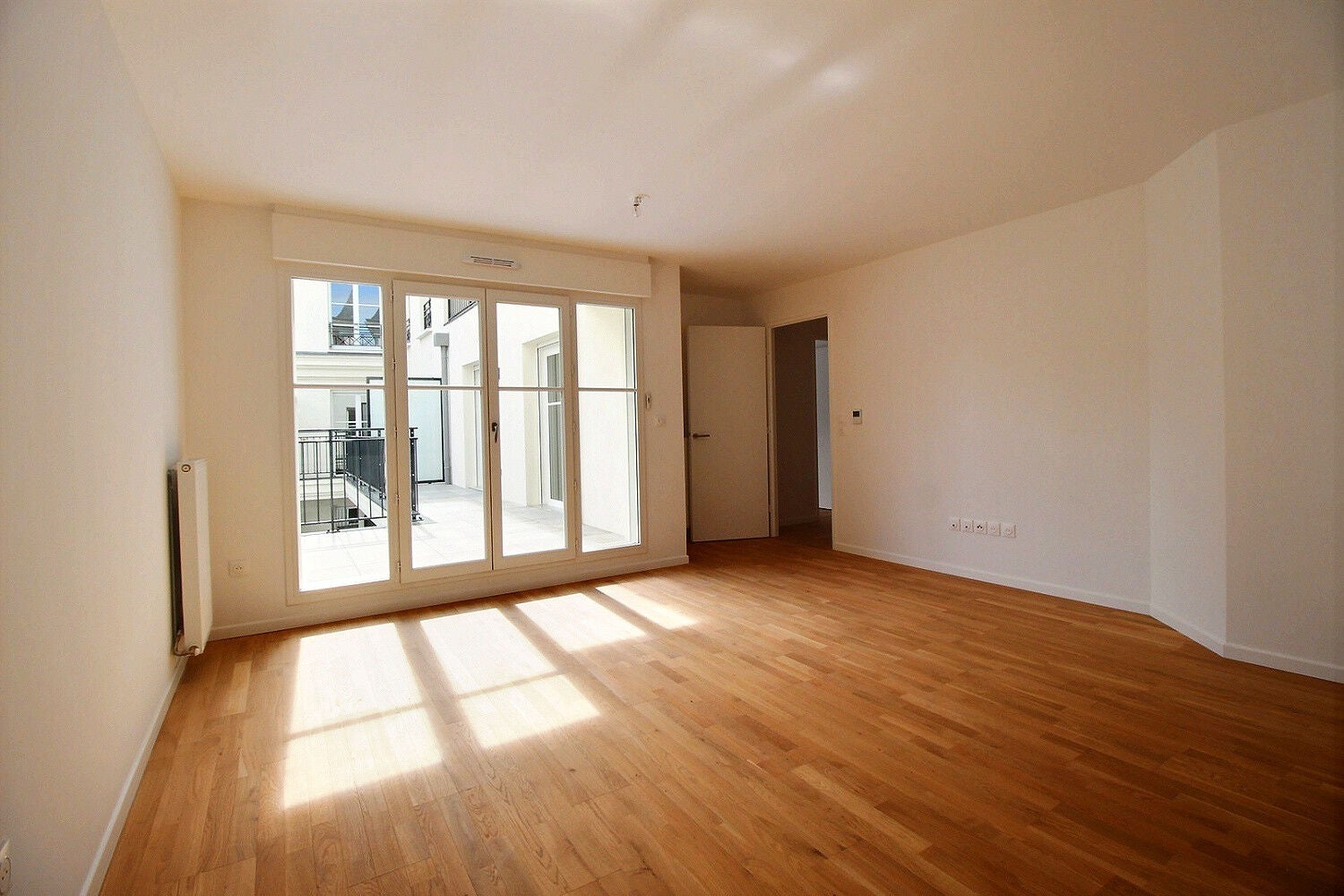 Flat Rue des Tilleuls in Colombes