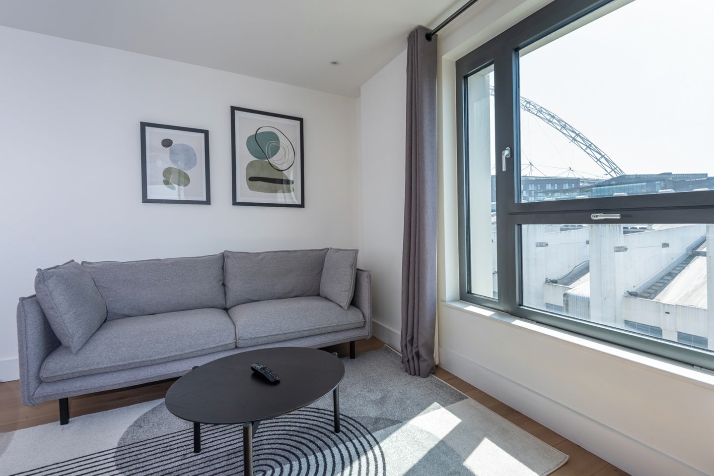 Flat Exhibition Way in Greater London