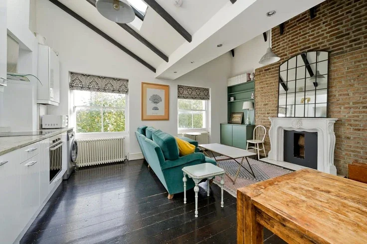 Flat Ladbroke Grove in Greater London