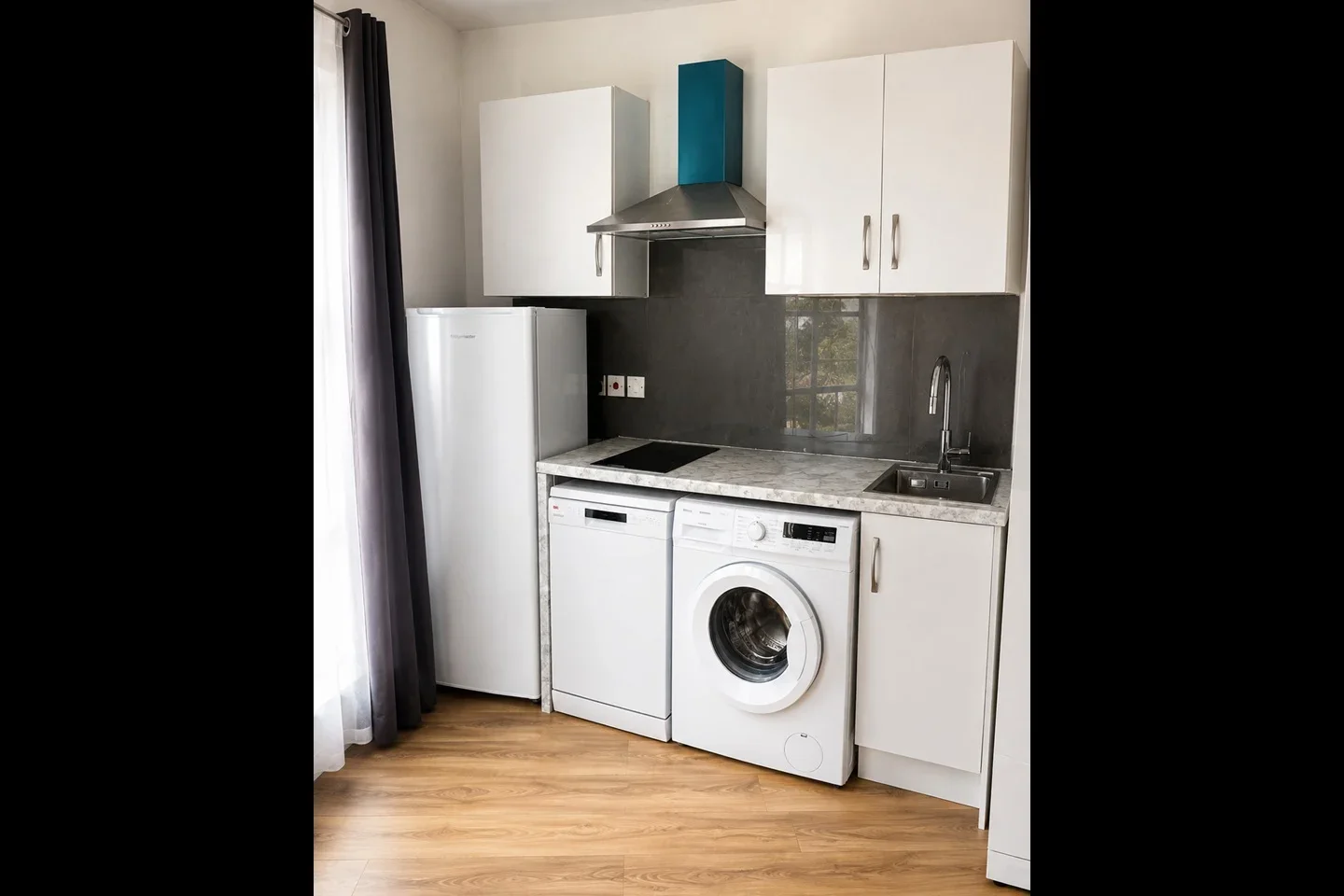 Room Southampton Road in Greater London