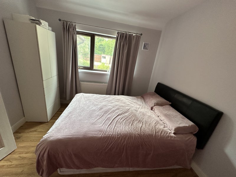 Room Apsley Road in Sandwell