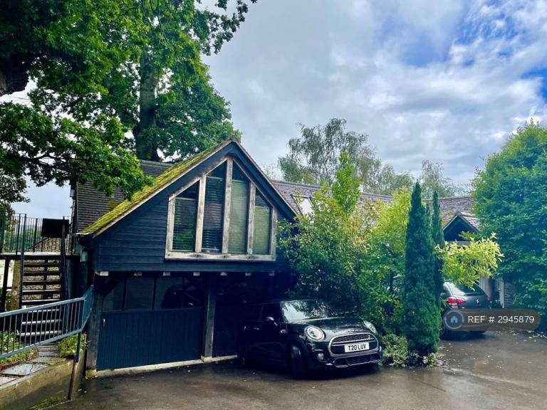 Flat Titchfield Lane in Winchester