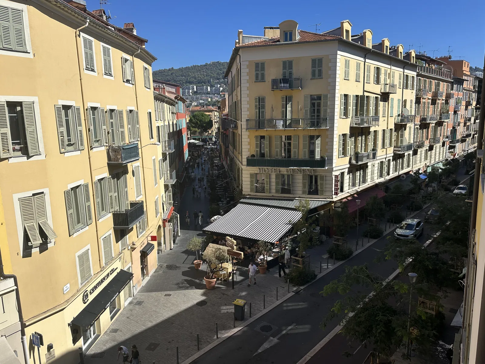 Chambre Place Garibaldi à Nice