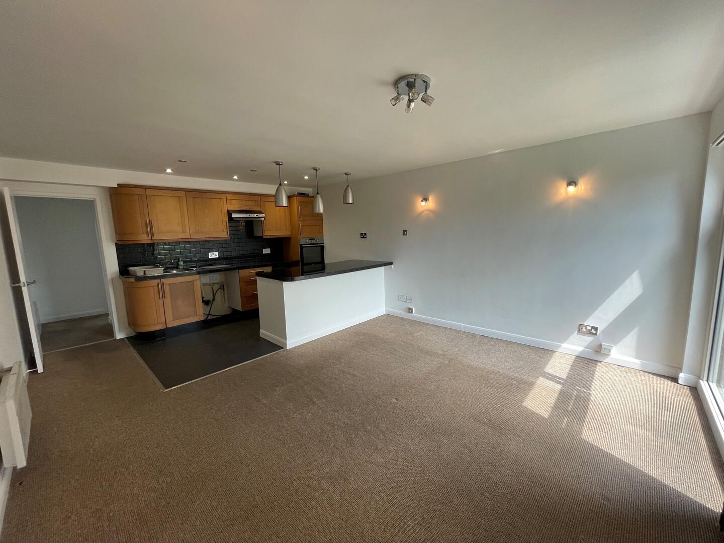 Flat Tinniswood Close in Greater London