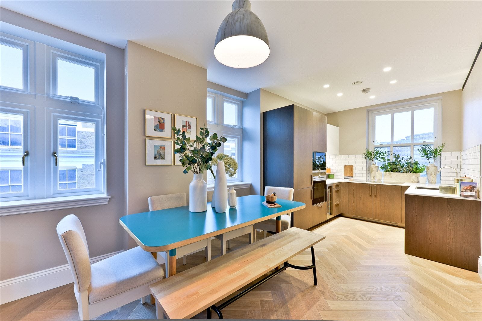 Flat Mount Pleasant in Greater London