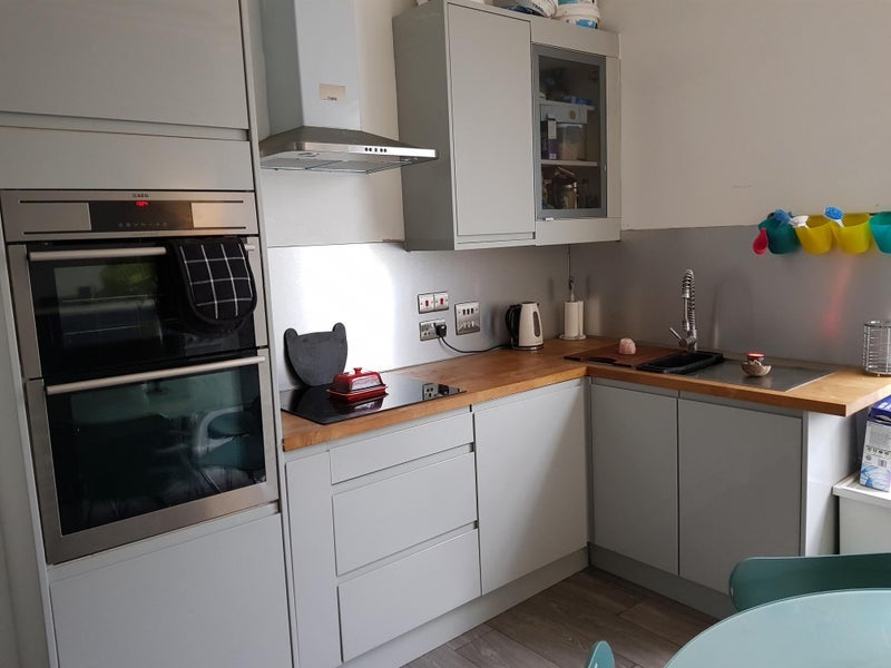 Room Edgware Road in City of Westminster