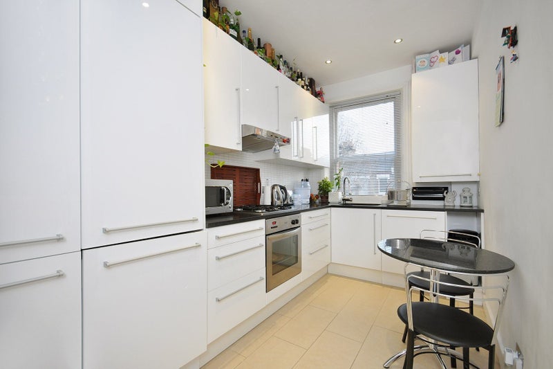 Room Marylands Road in City of Westminster