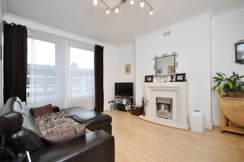 Room Marylands Road in City of Westminster