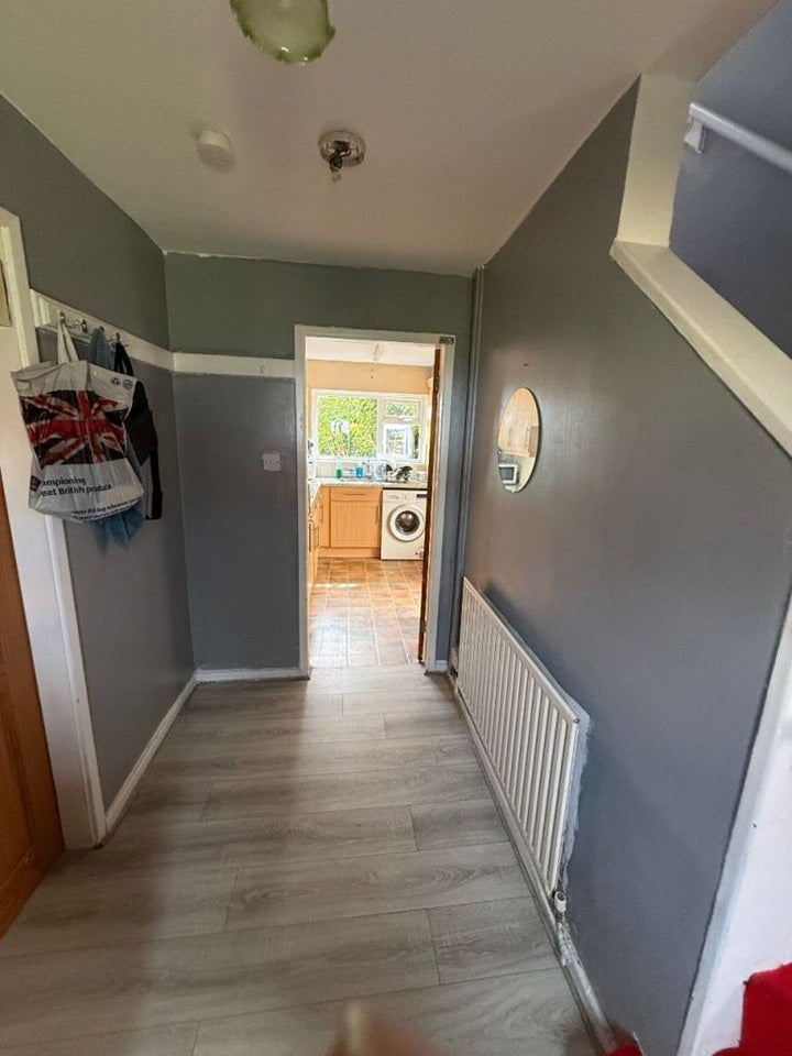 Room Wenlock Avenue in Wolverhampton