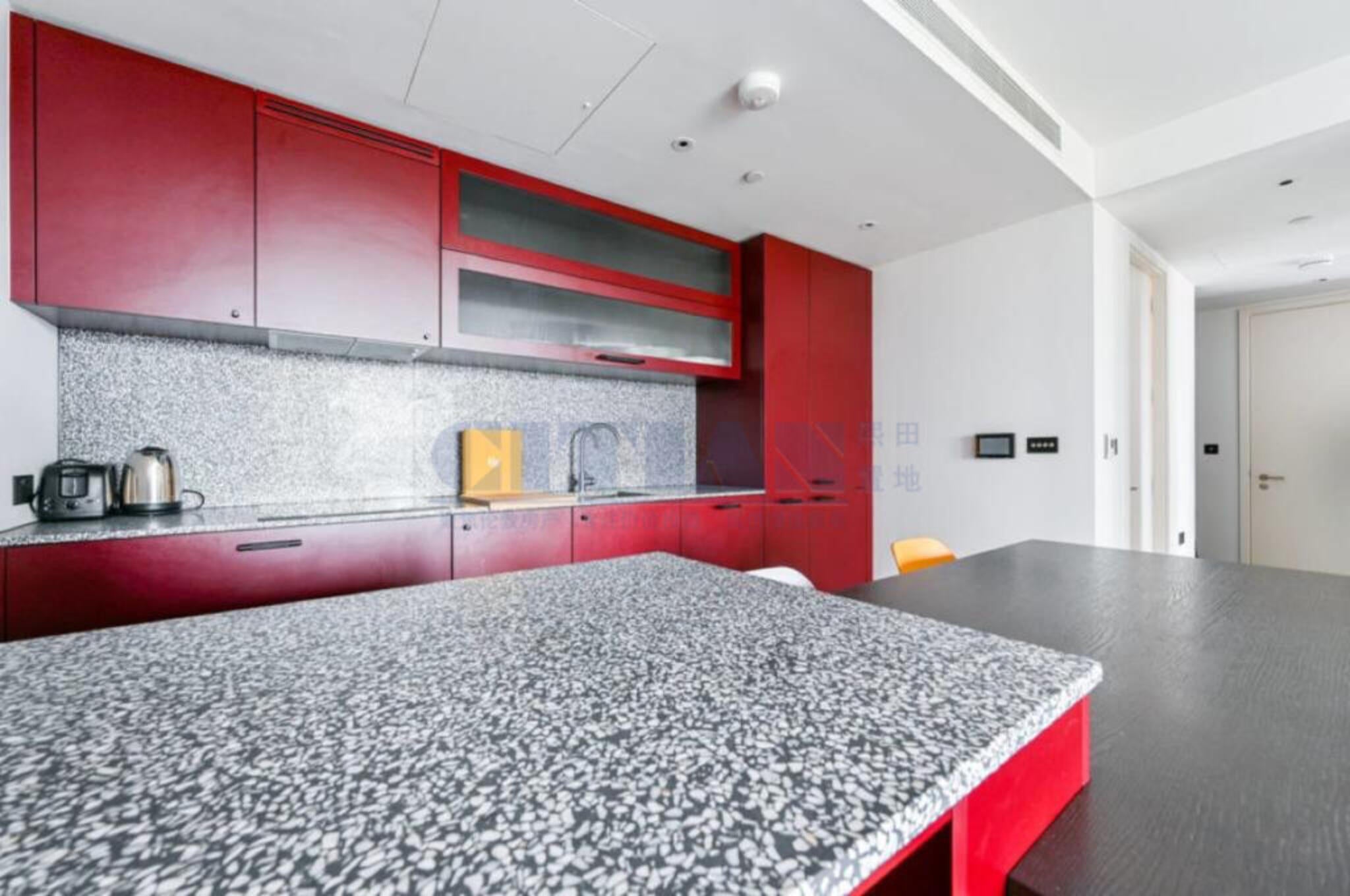 Flat New Union Square in Greater London