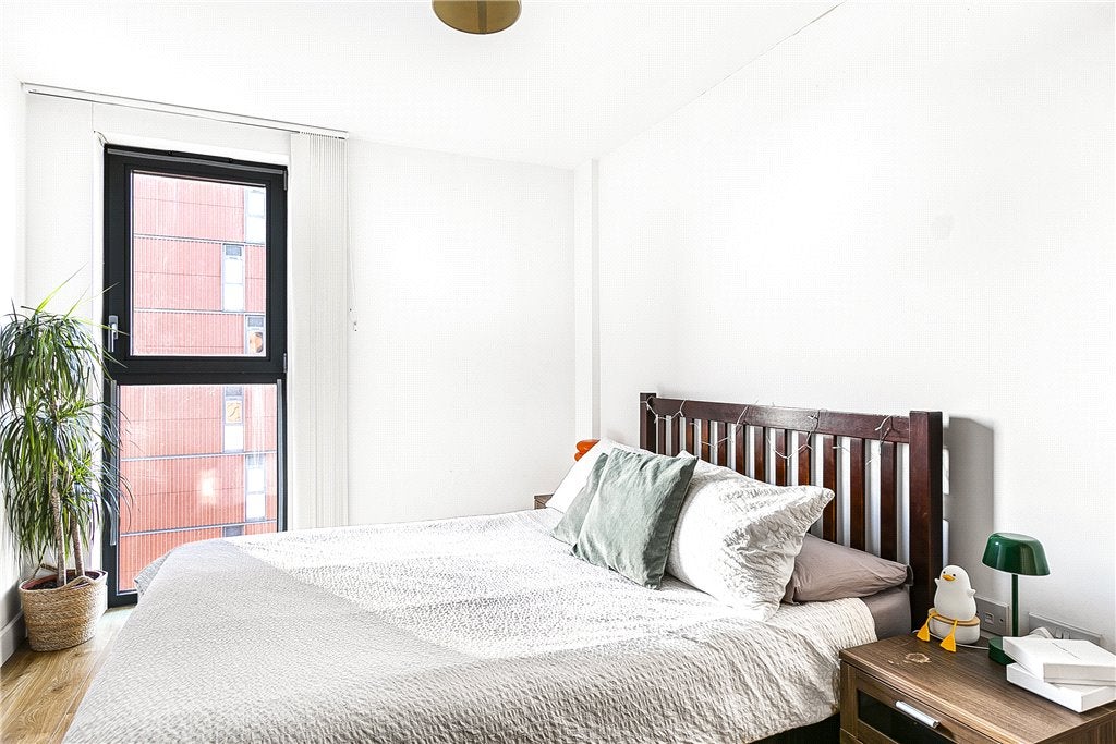 Flat Dalston Square in Greater London
