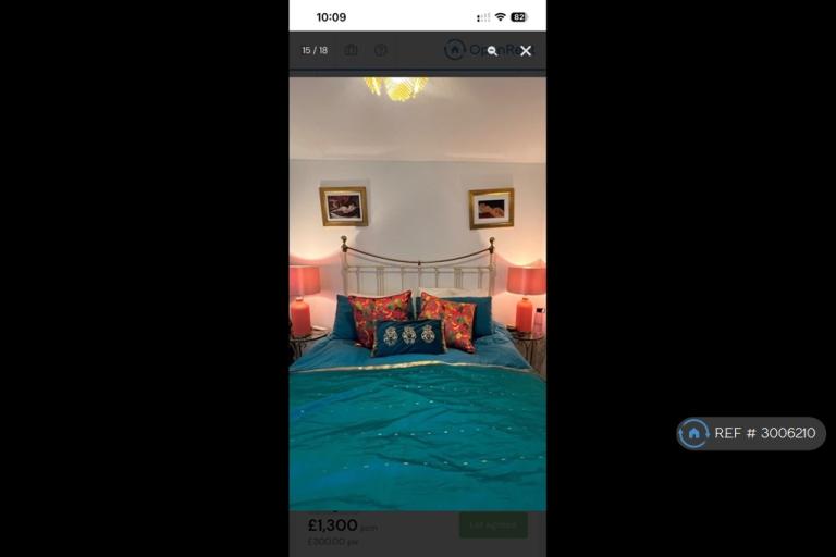 Room Ash Street in Salford