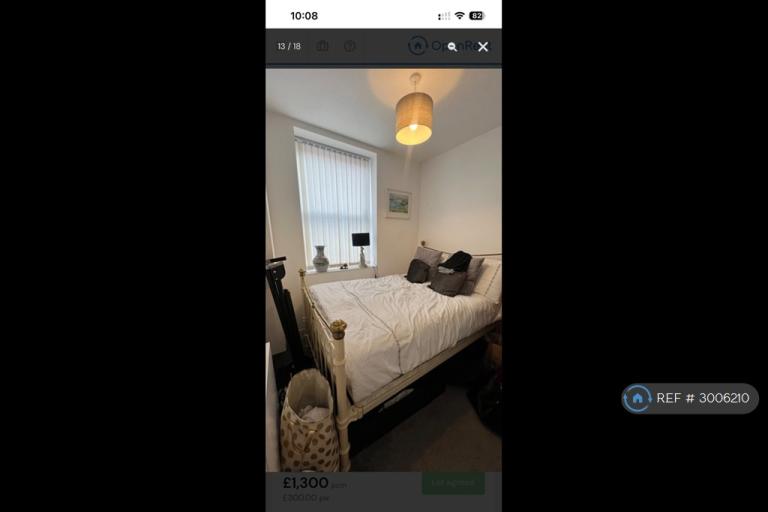 Room Ash Street in Salford