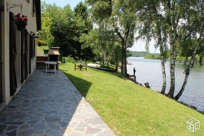 House Avenue des Rives du Lac in Arvieu
