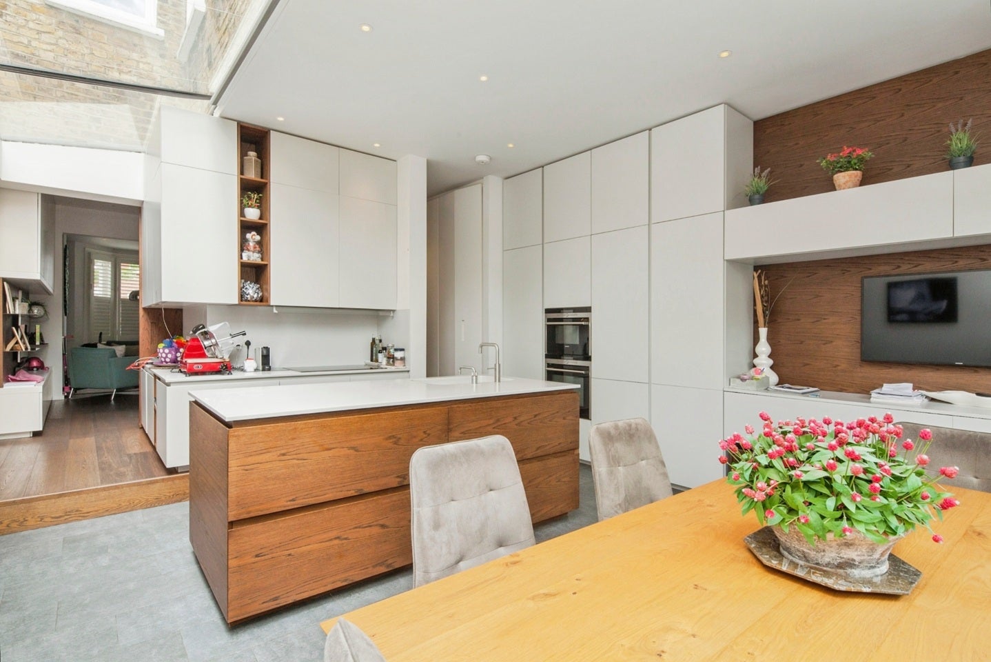 House Cathles Road in Greater London