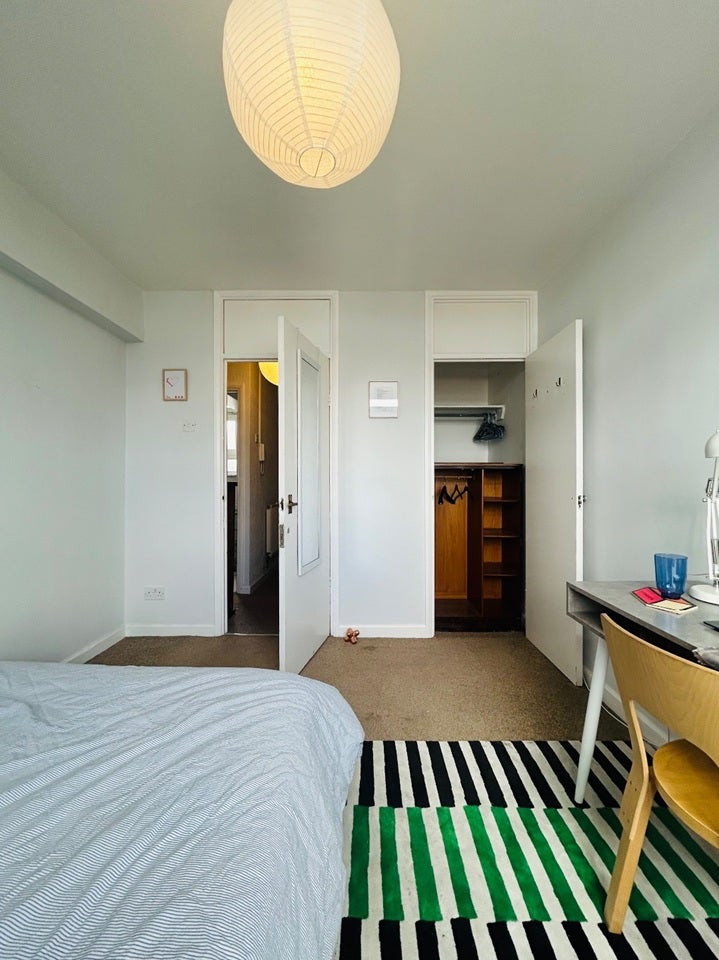 Room Hoxton Street in Greater London