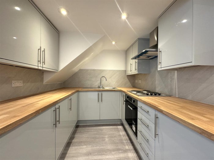 Flat Strawberry Dale Avenue in Harrogate