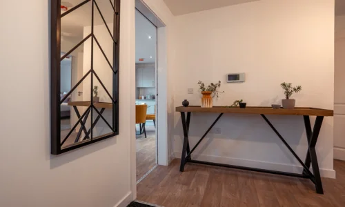 Flat Watanabe Cruik in City of Edinburgh