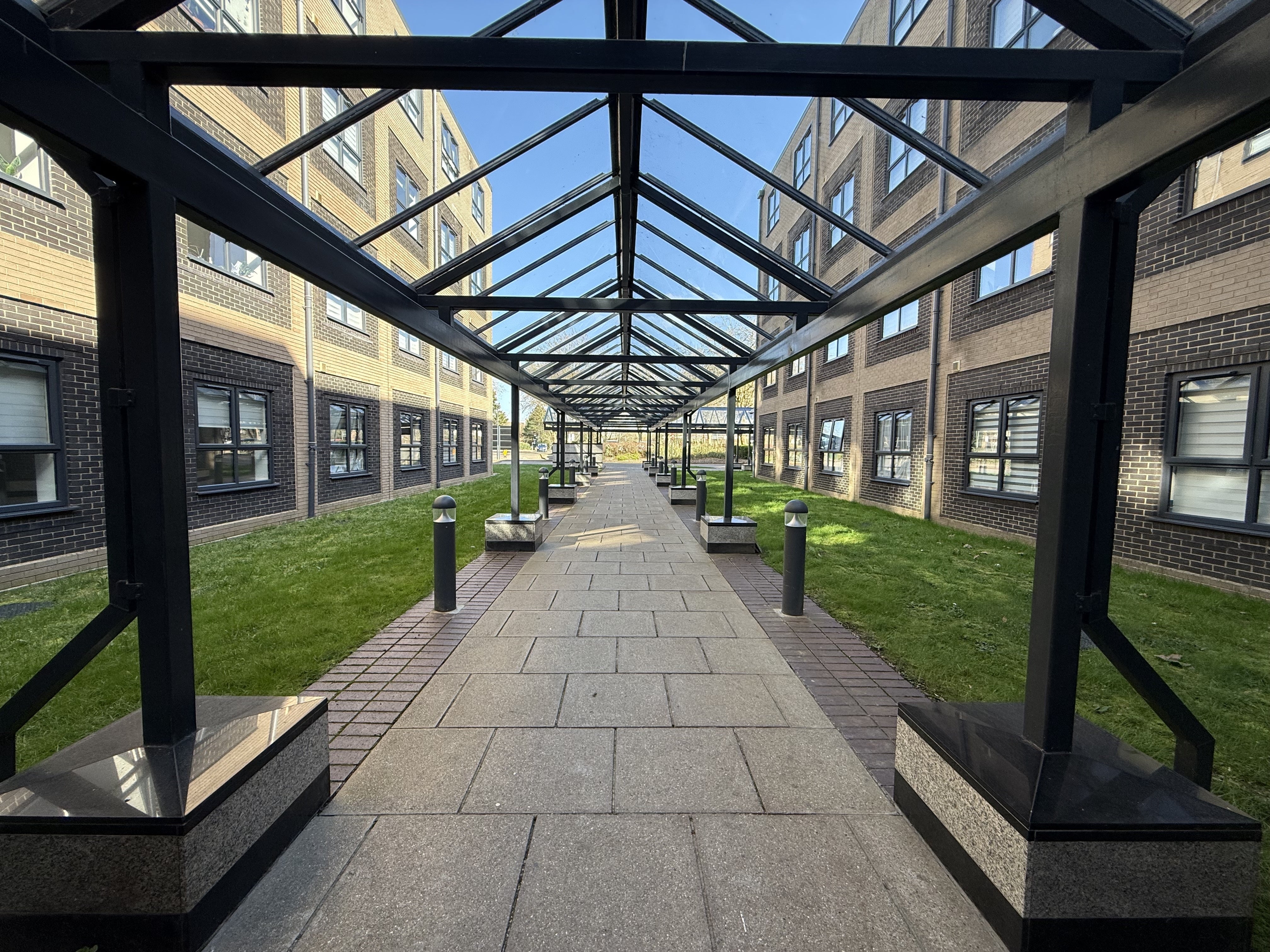 Flat North Star Avenue in Swindon