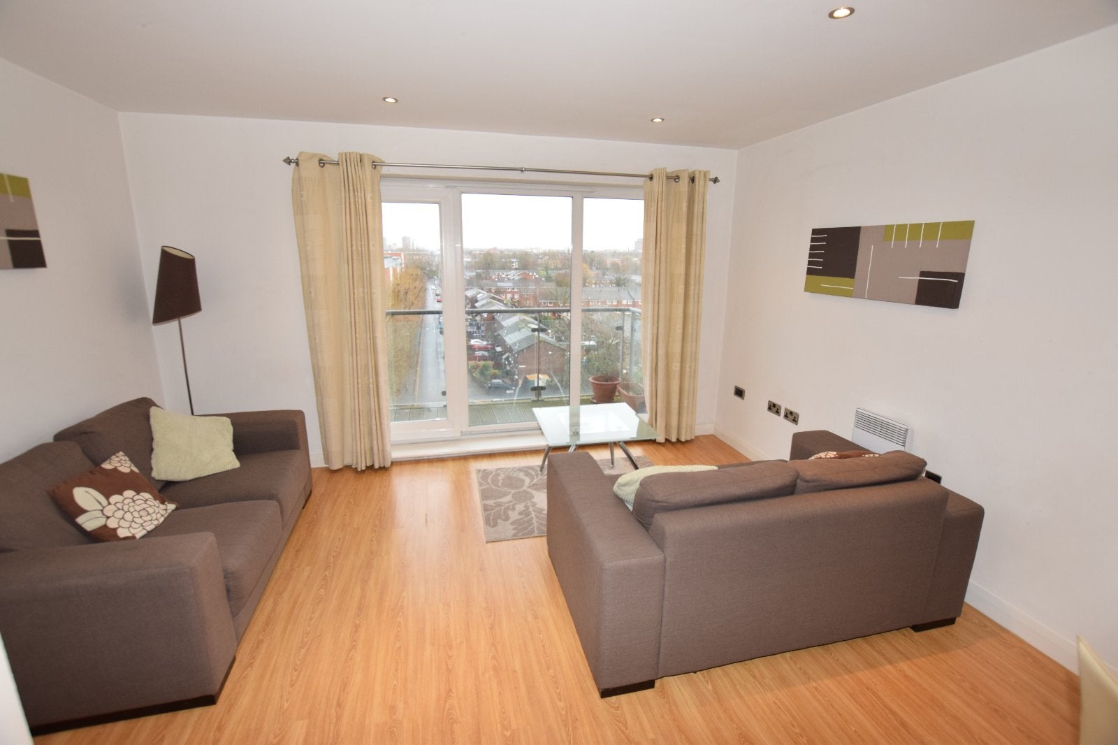 Flat Taylorson Street South in Salford