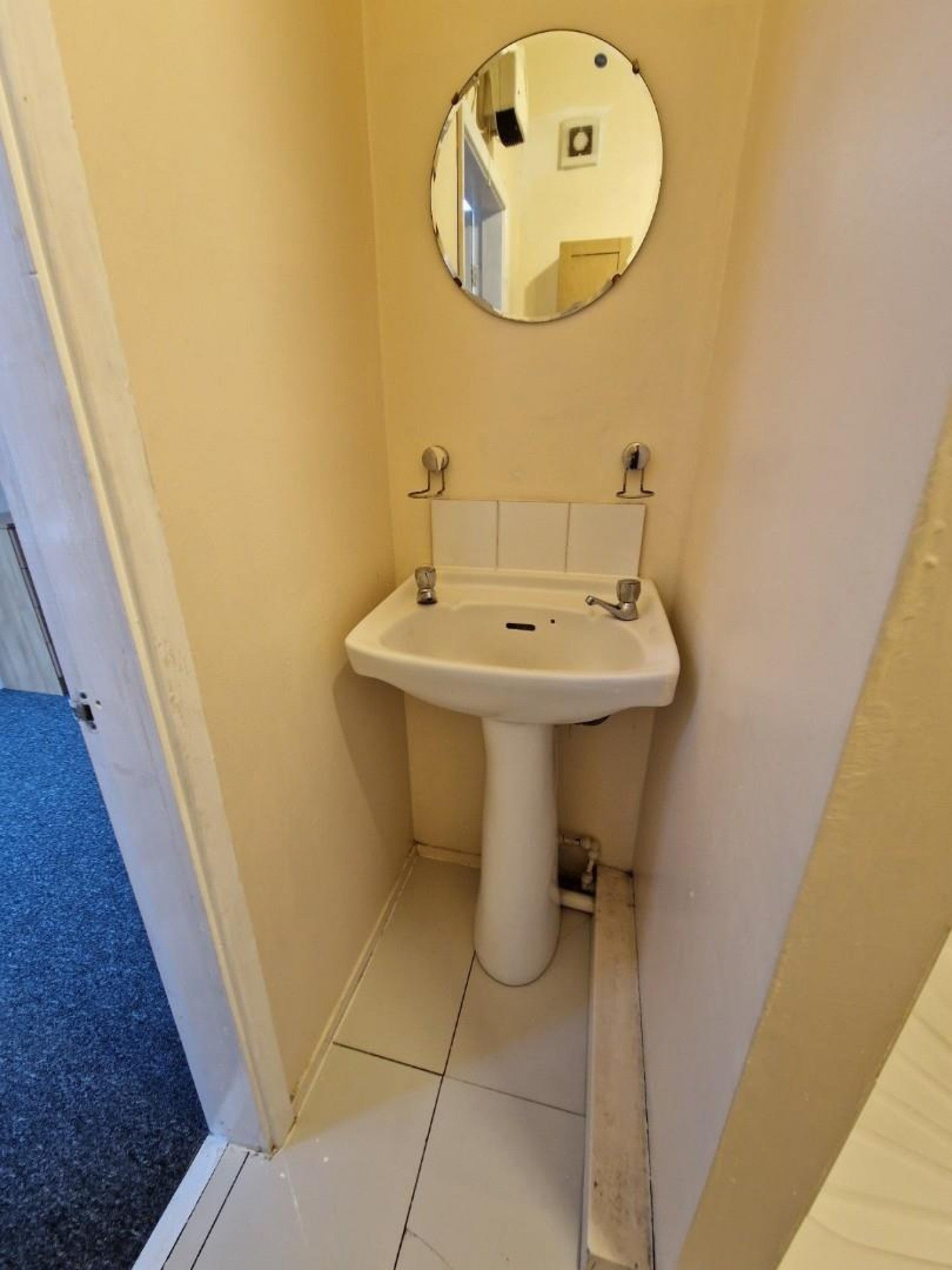 Room Mitford Street in Trafford