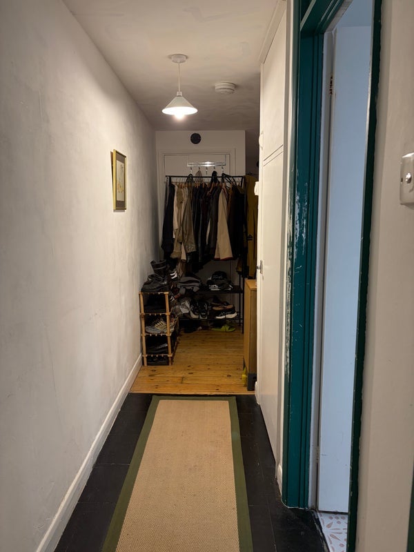 Flat Morat Street in Greater London