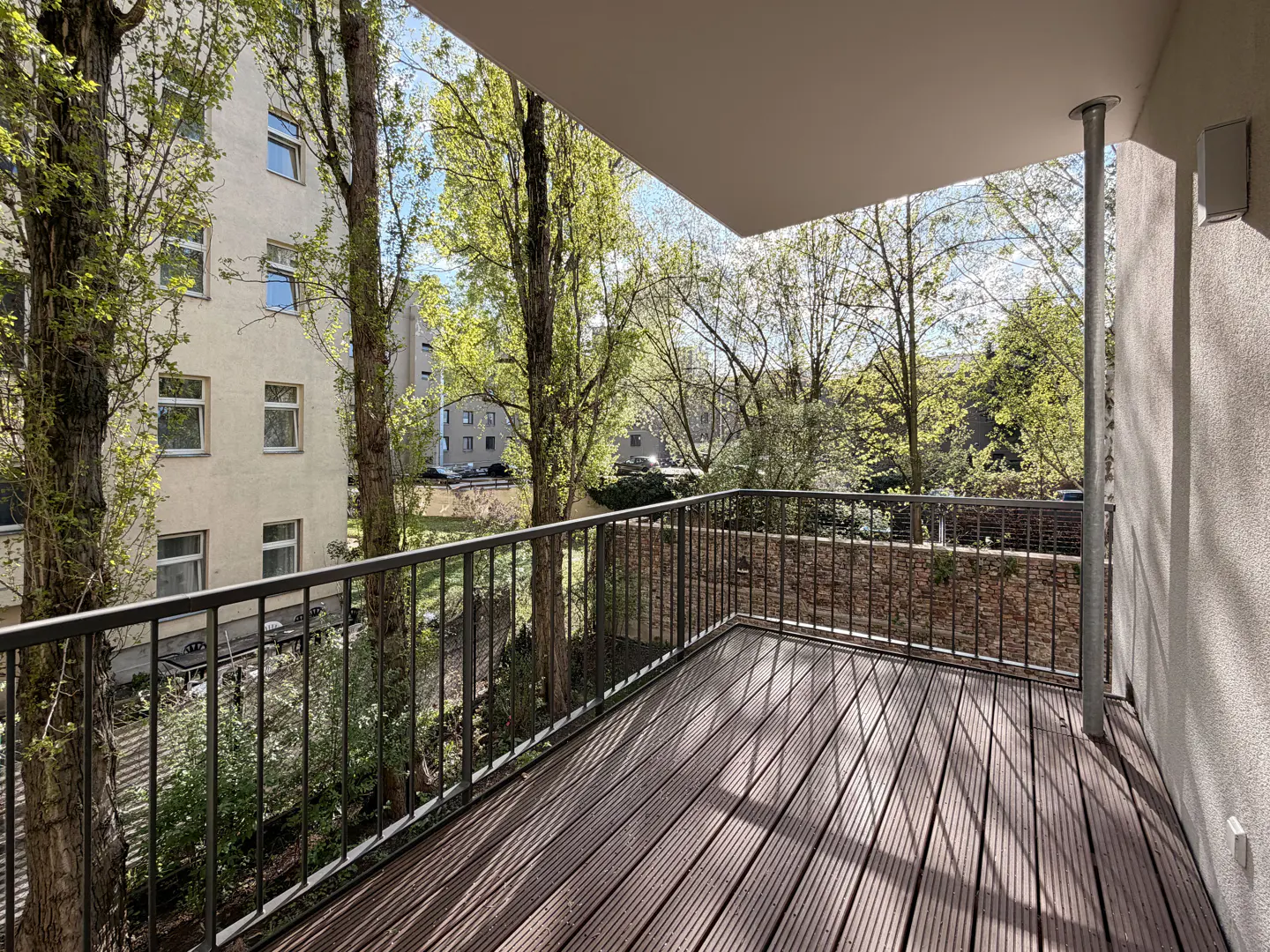 Wohnung Pestalozzistraße in Berlin