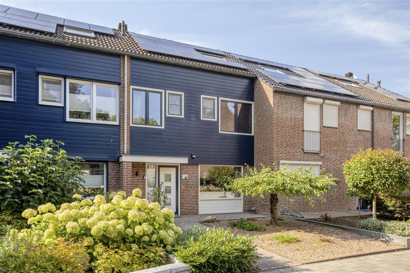 Huis Kasteel Daelenbroeckstraat 103 in Roermond