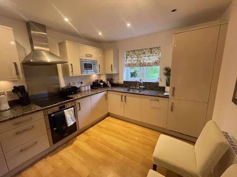 Flat Bond Road in Warlingham