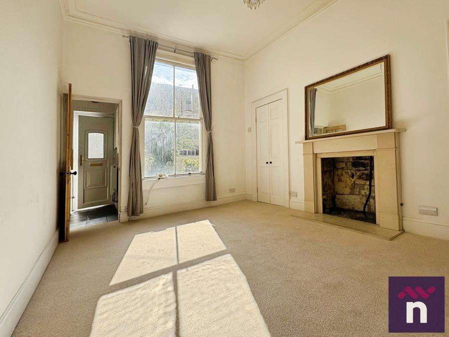 Flat Cleveland Place in Bath