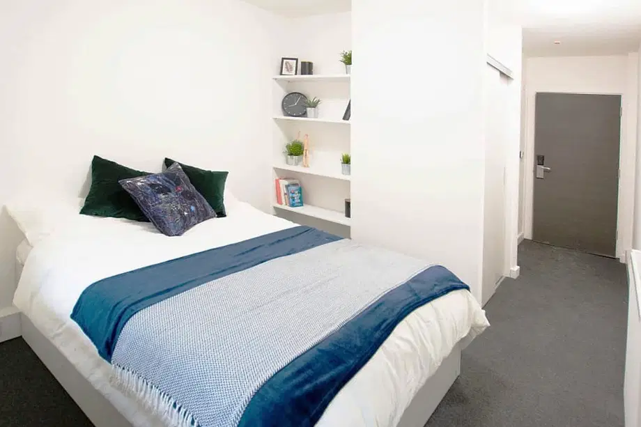 Flat Hartshead in Sheffield