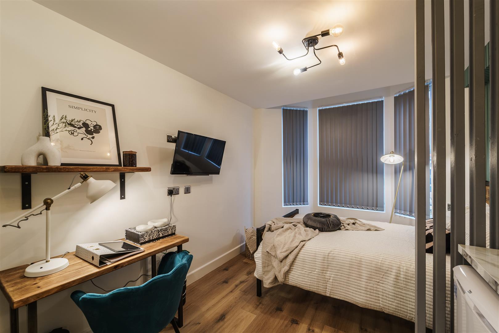 Room Highland Road in Coventry