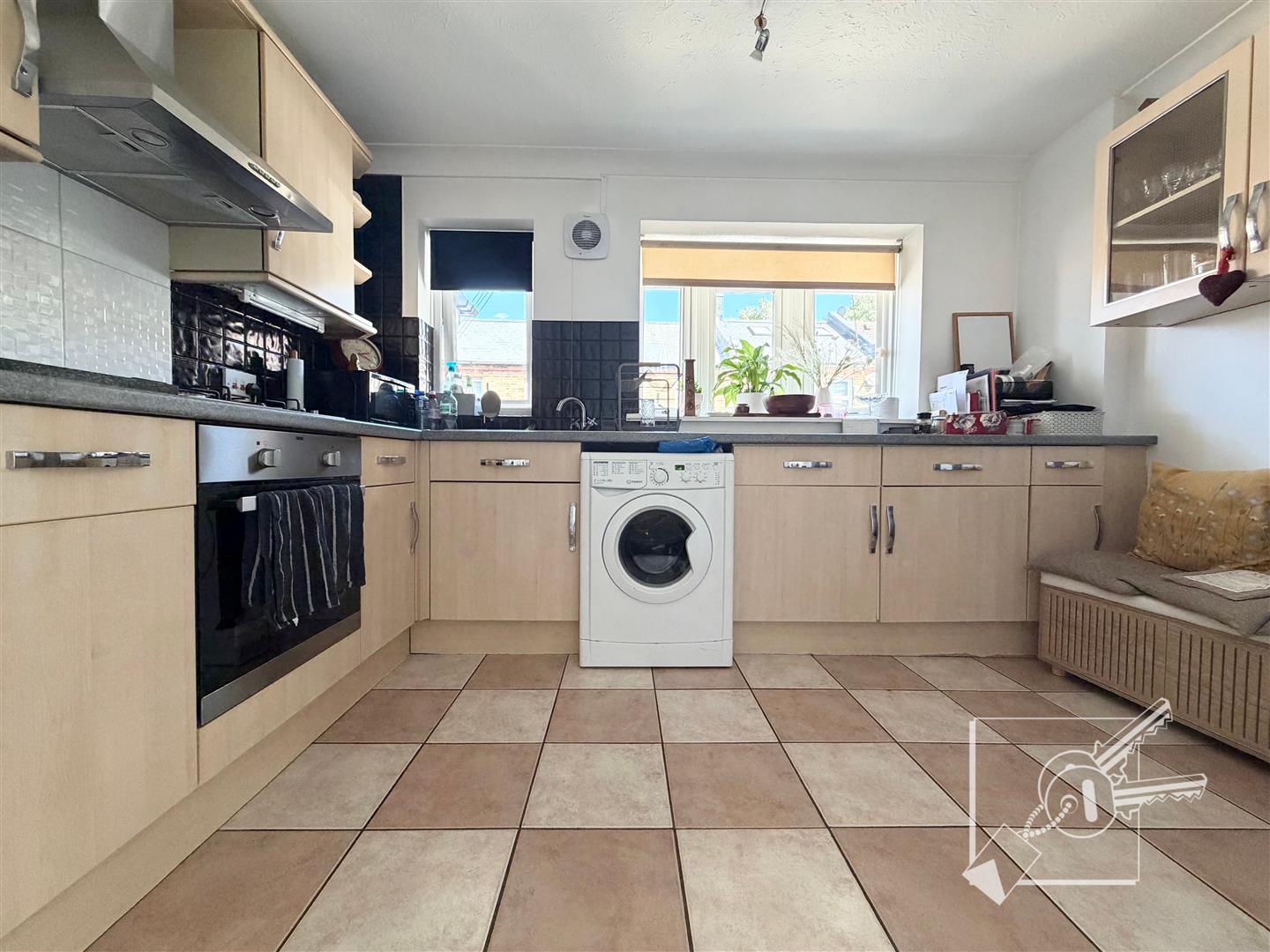 House Hotham Close in Dartford