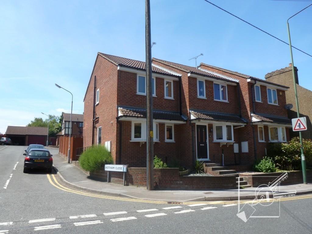House Hotham Close in Dartford