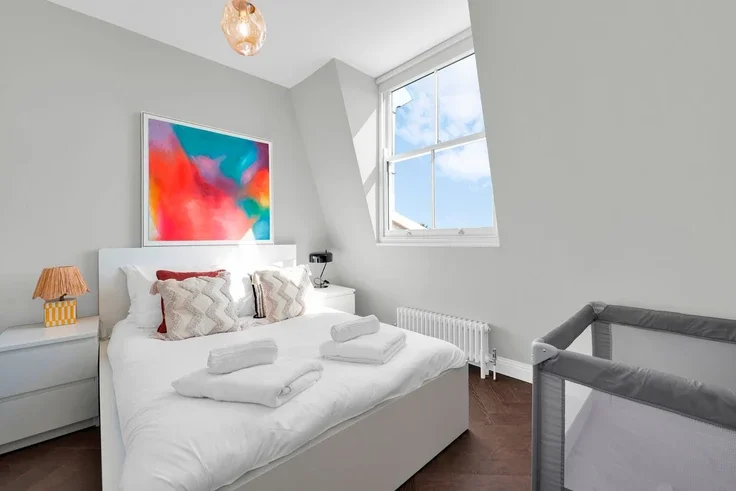 Flat Chatsworth Road in Greater London
