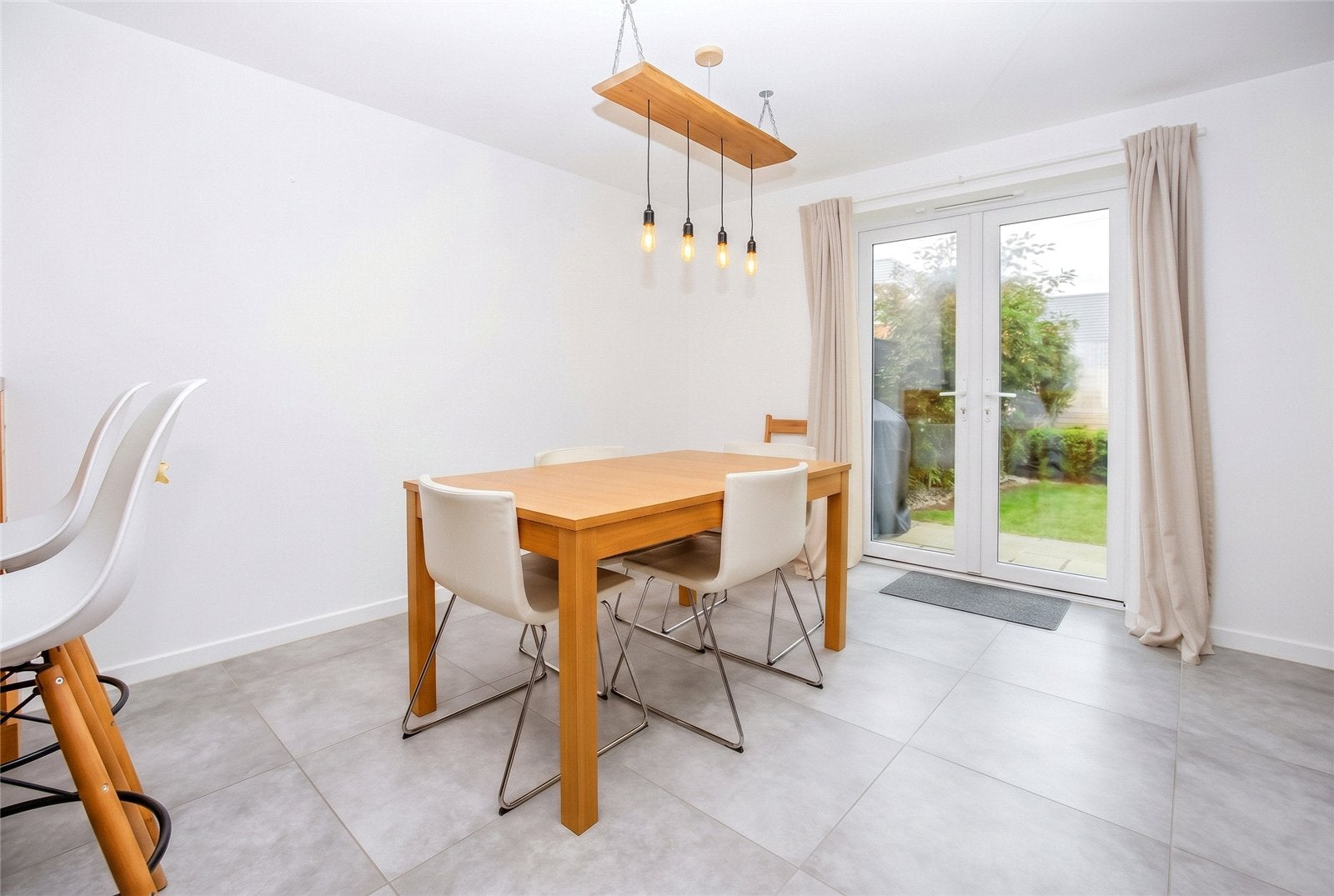 House Clay Pit Grove in Cheltenham