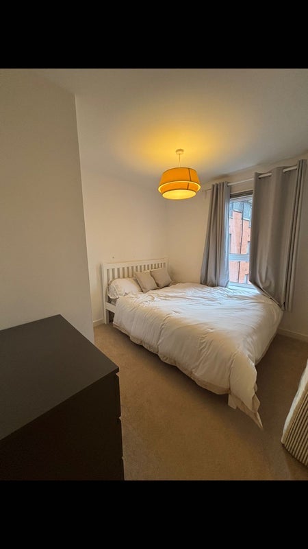 Room Springfield Gardens in Glasgow