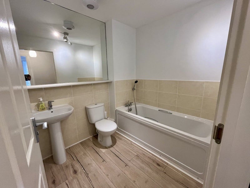 Room Springfield Gardens in Glasgow