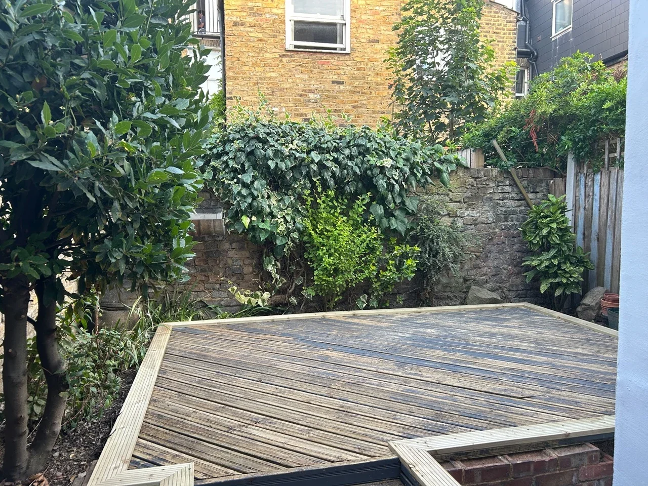 Flat Yeldham Road in Greater London