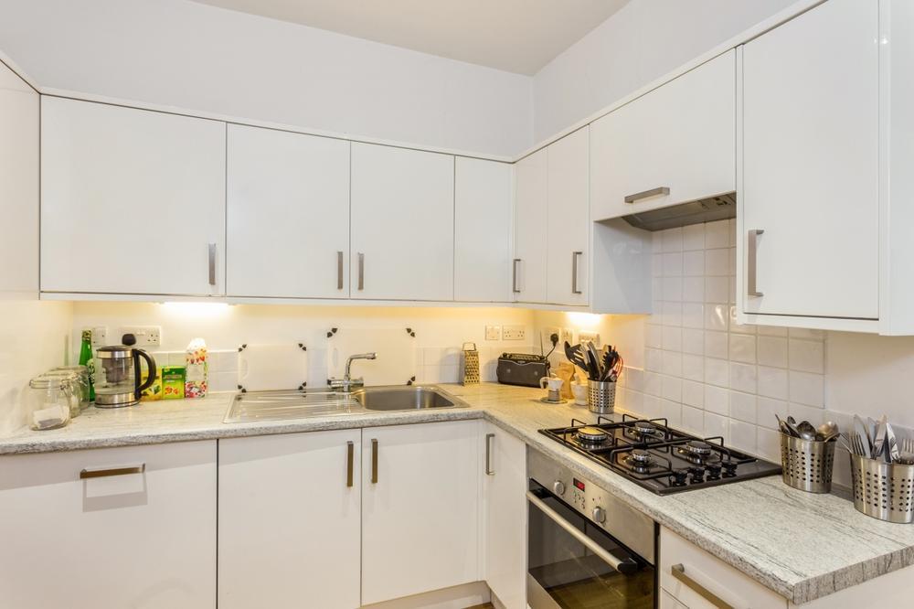 Flat Hyde Park Square in City of Westminster