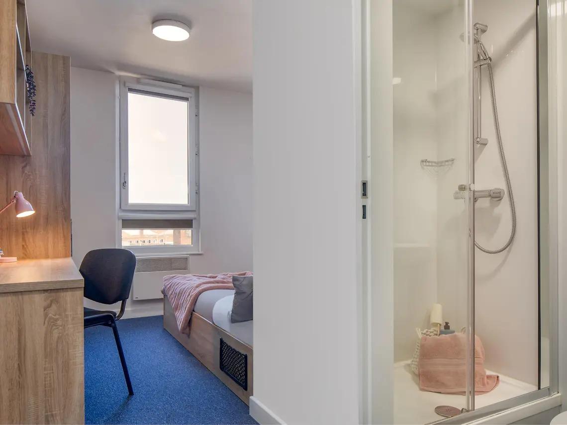 Room Cliveland Street in Birmingham