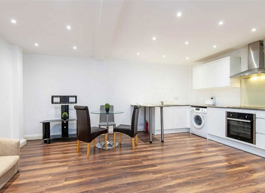 Flat Edgware Road in City of Westminster