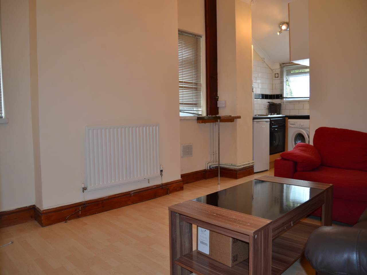 Flat Claude Road in Cardiff