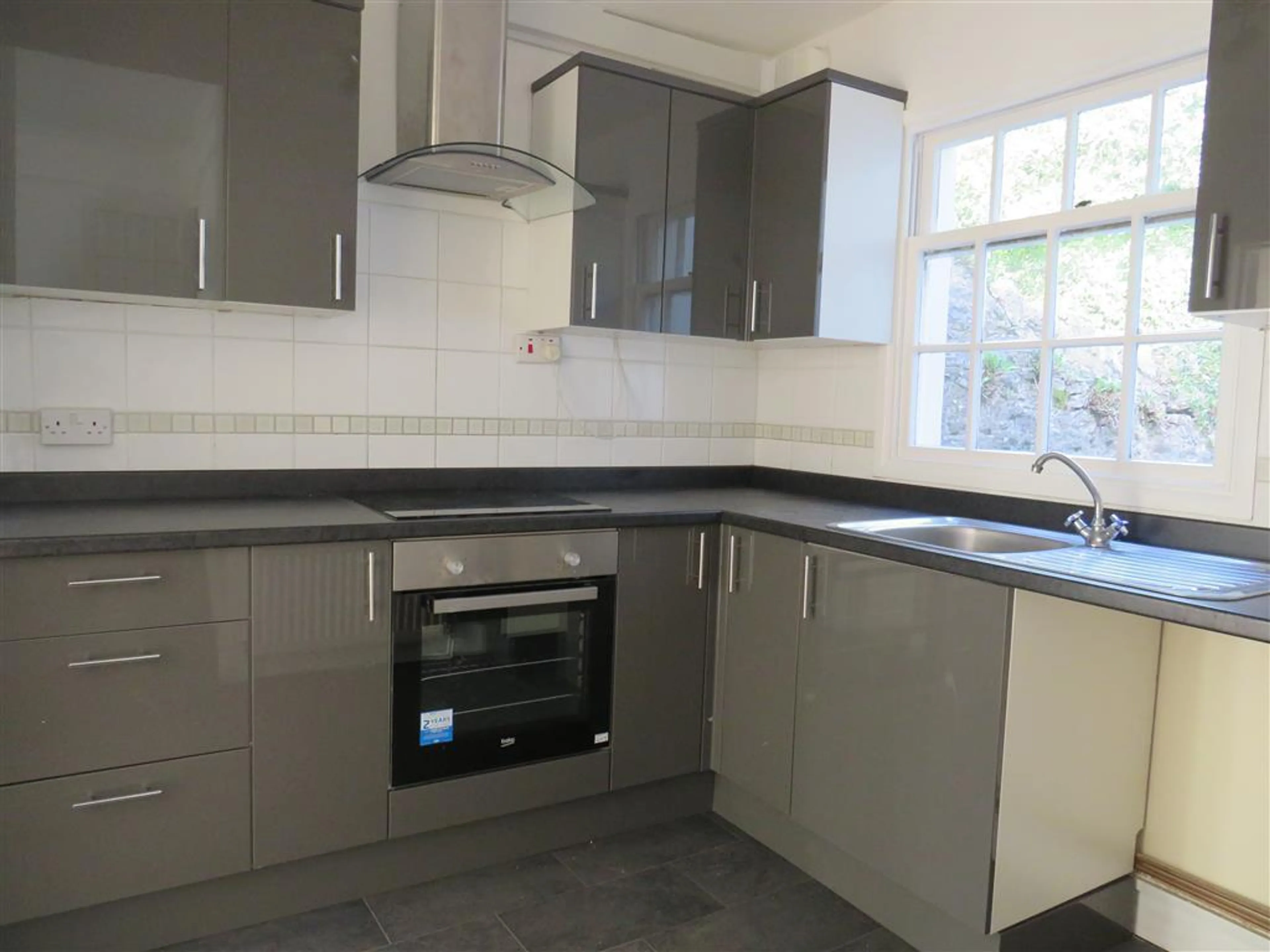 Flat Middle Warberry Road in Torquay