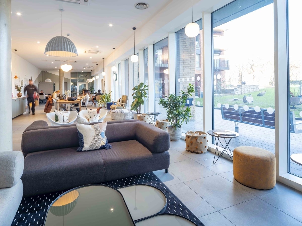Flat Barking Wharf Square in Greater London