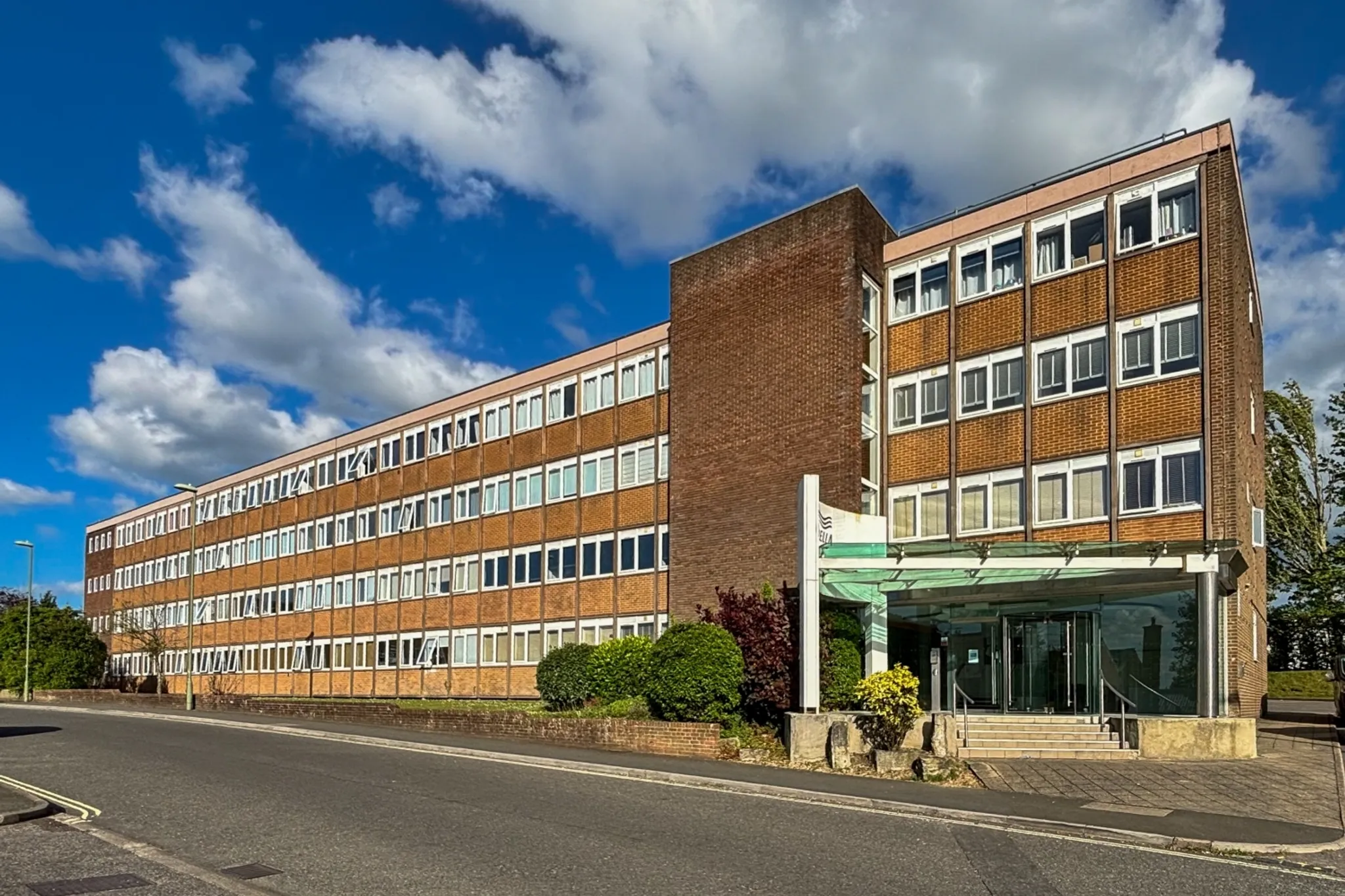 Flat Wella Road in Basingstoke and Deane