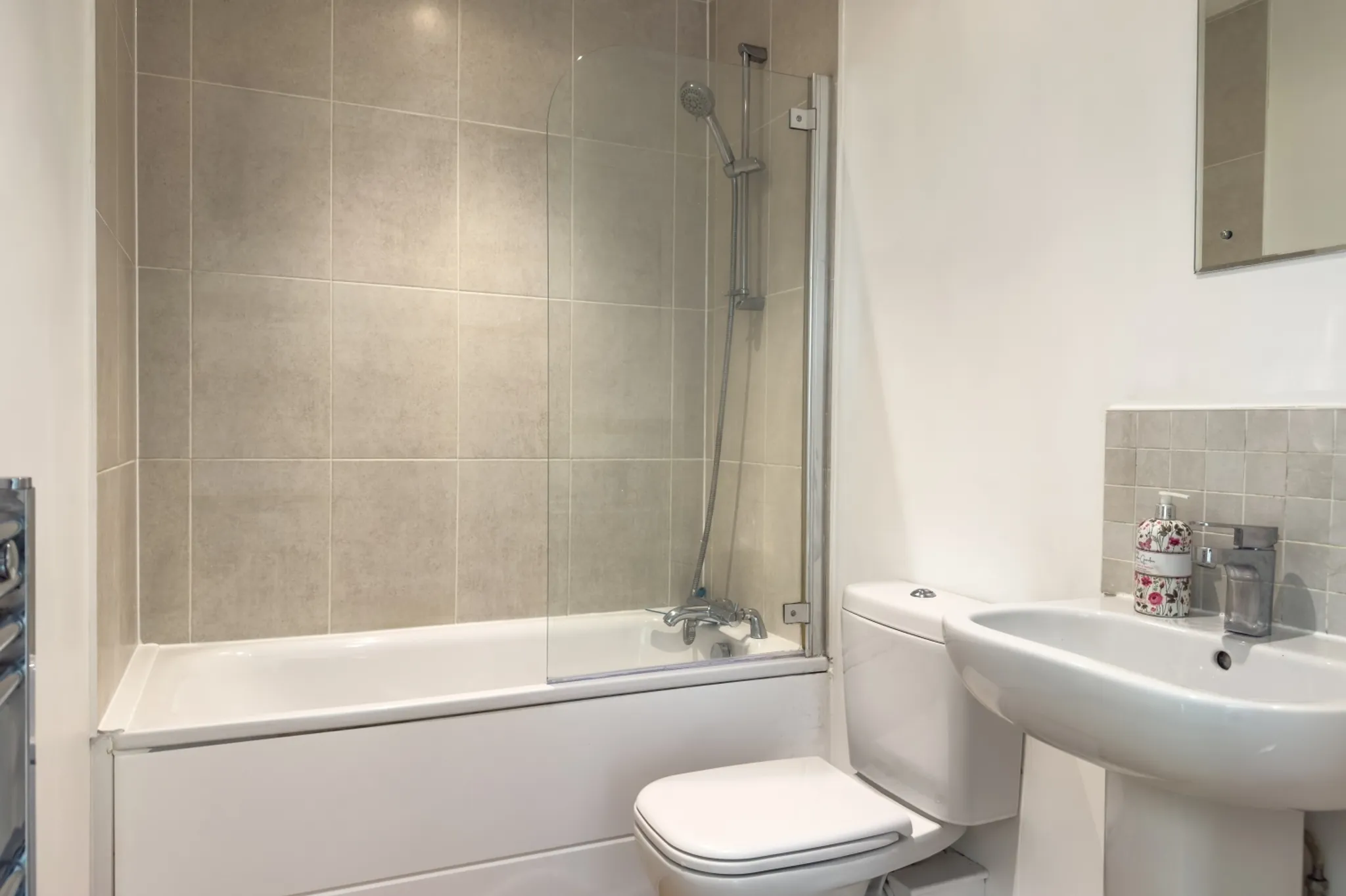 Flat Wella Road in Basingstoke and Deane